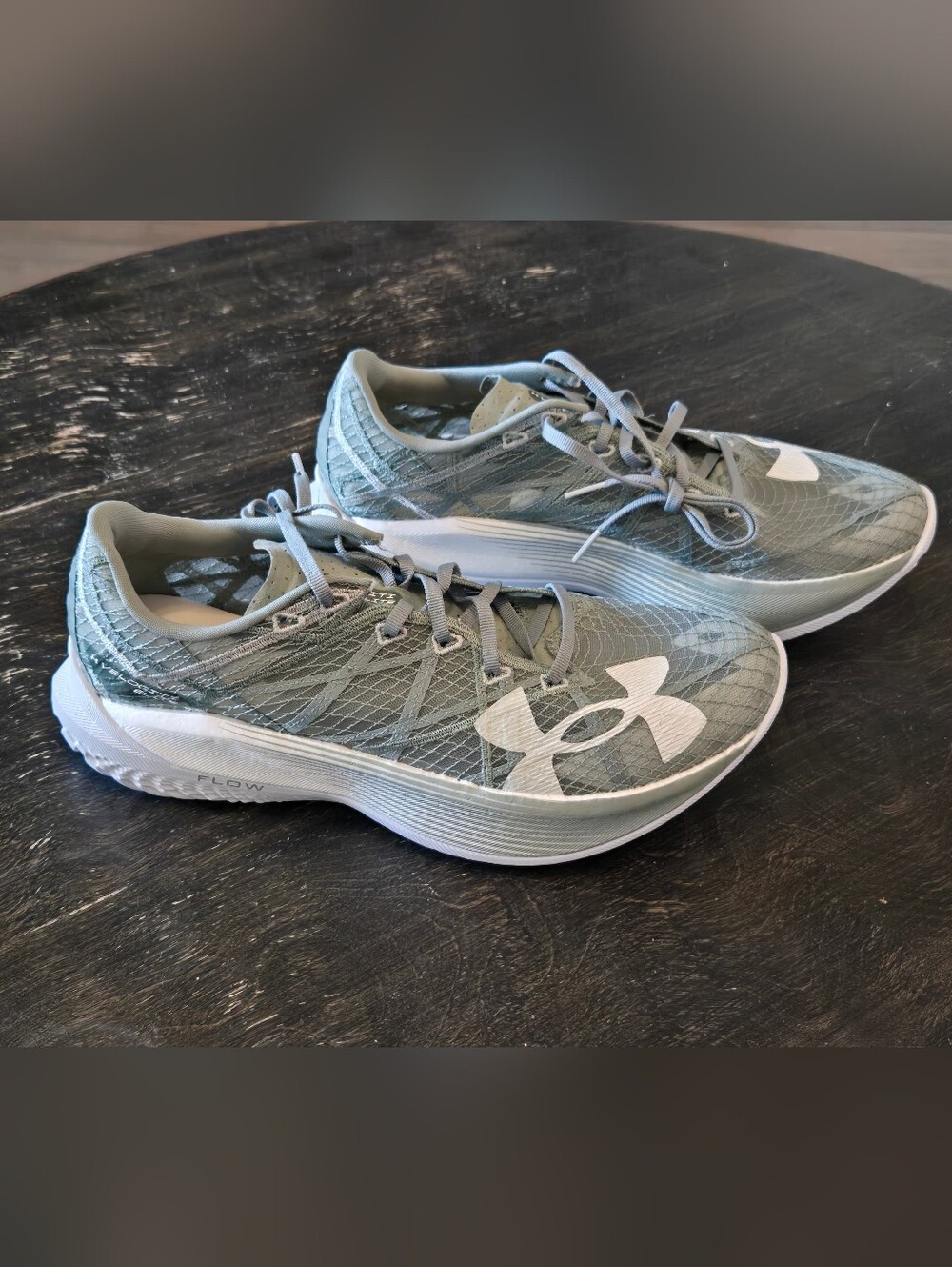 Under Armour Velociti Elite 2, Hydro Green "Super Shoe" for Racing